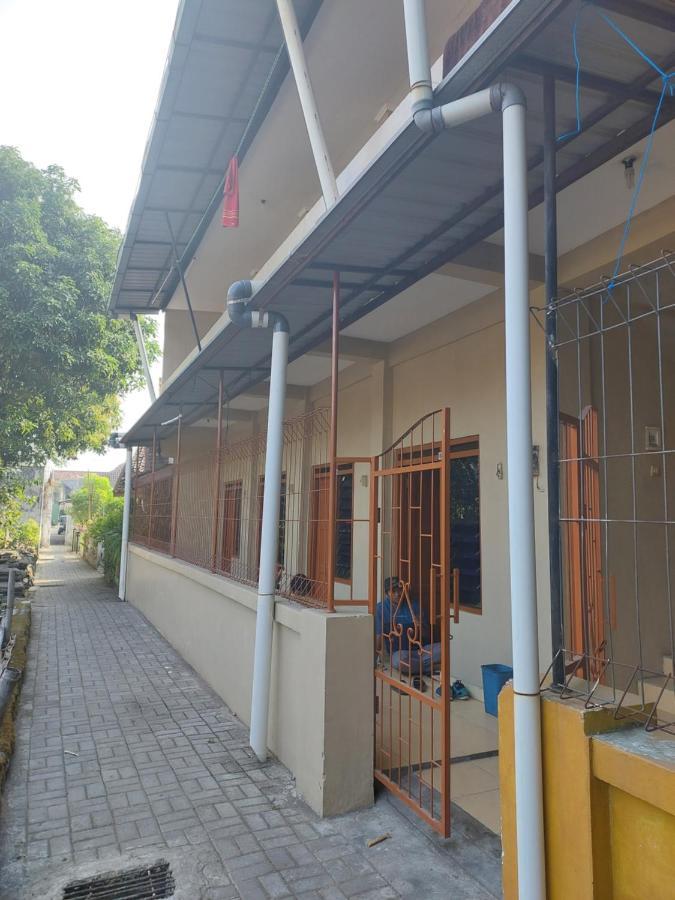 Arga griya keluarga syariah Hotel Kalasan Bagian luar foto